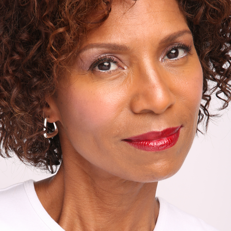 Wing It Eyeliner Pencil / Wanton White