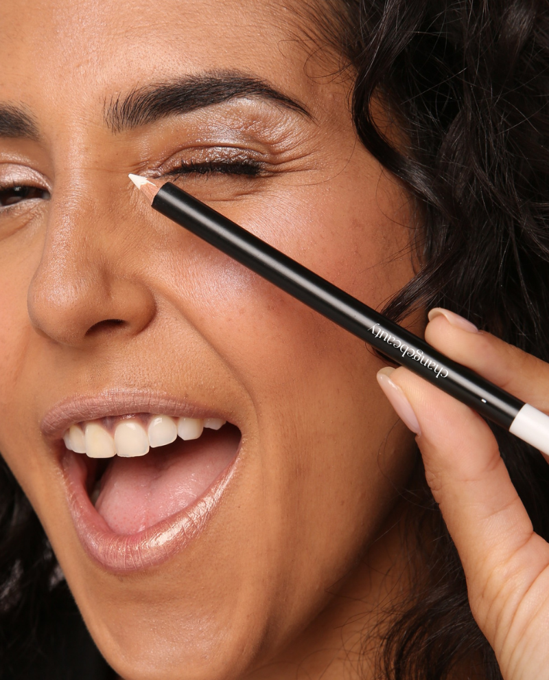 Wing It Eyeliner Pencil / Lowkey Taupe